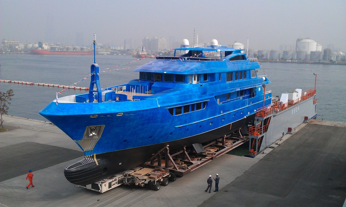 global expedition yacht