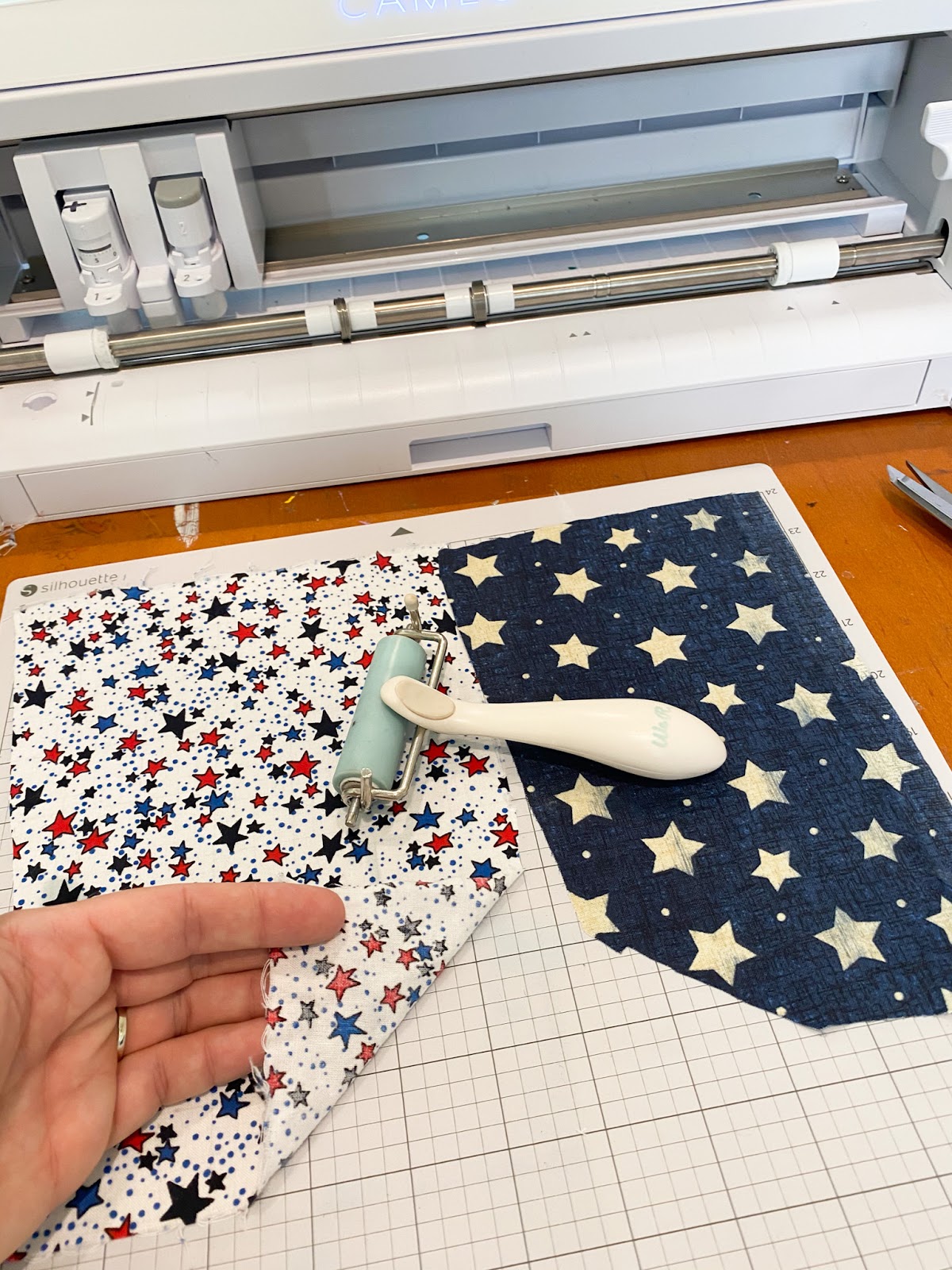 First machine applique jessecmault project with silhouette cameo and