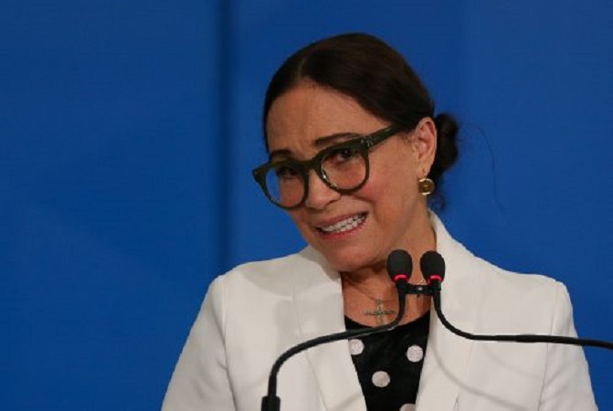 "Acho que ele está me dispensando", diz Regina Duarte sobre Bolsonaro - Portal Spy Noticias Juazeiro Petrolina "Acho que ele está me dispensando", diz Regina Duarte sobre Bolsonaro - Portal Spy Noticias Juazeiro Petrolina