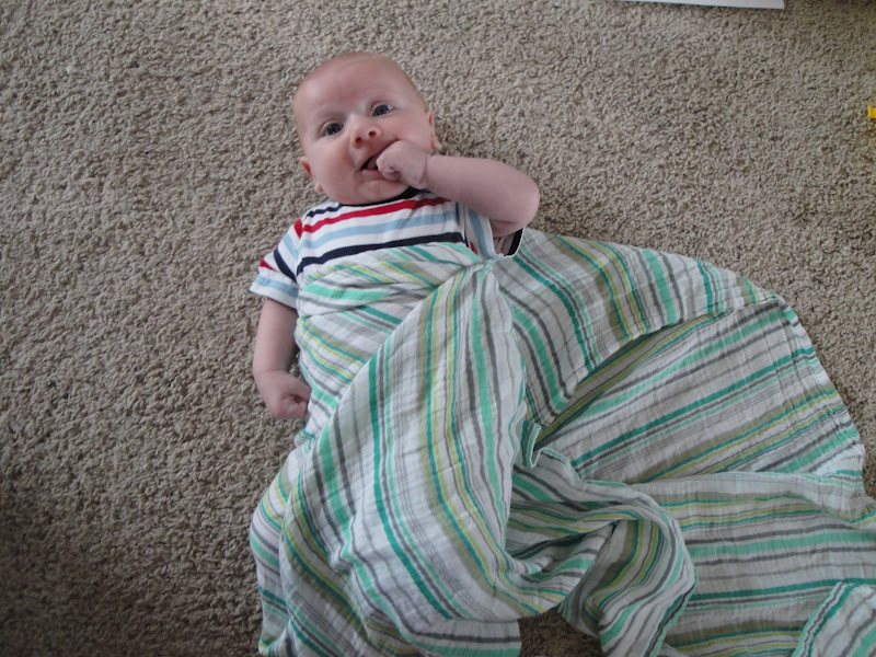 #FromBellyToBaby *Swaddle Lite Review* - Our Piece of Earth