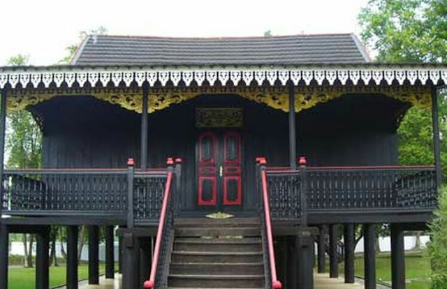 traditional houses in indonesia