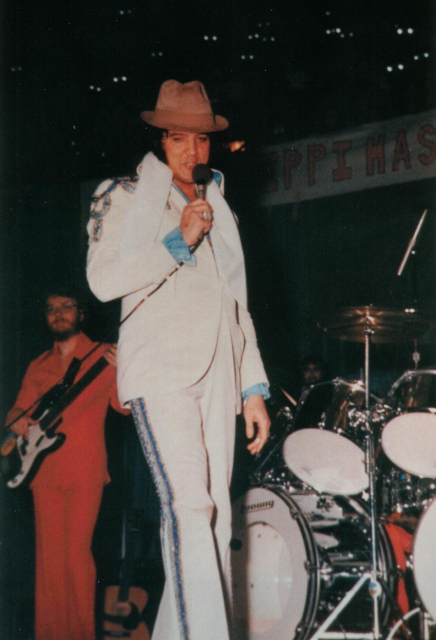 Elvis Aaron Presley: Elvis - may 5