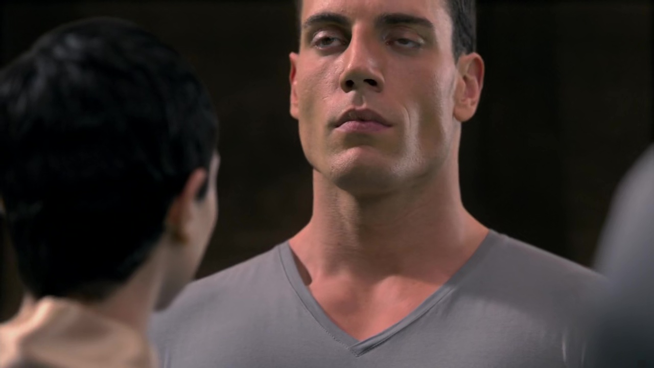 ausCAPS Revard Dufresne shirtless in V 105 To The War"