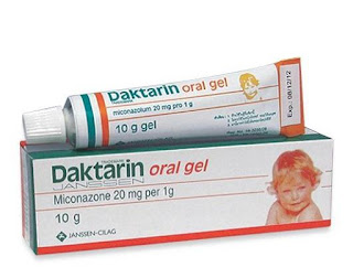 Thuốc đánh tưa lưỡi Daktarin Thuốc đánh tưa lưỡi Daktarin
