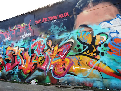 graffiti du Heavy Weights crew