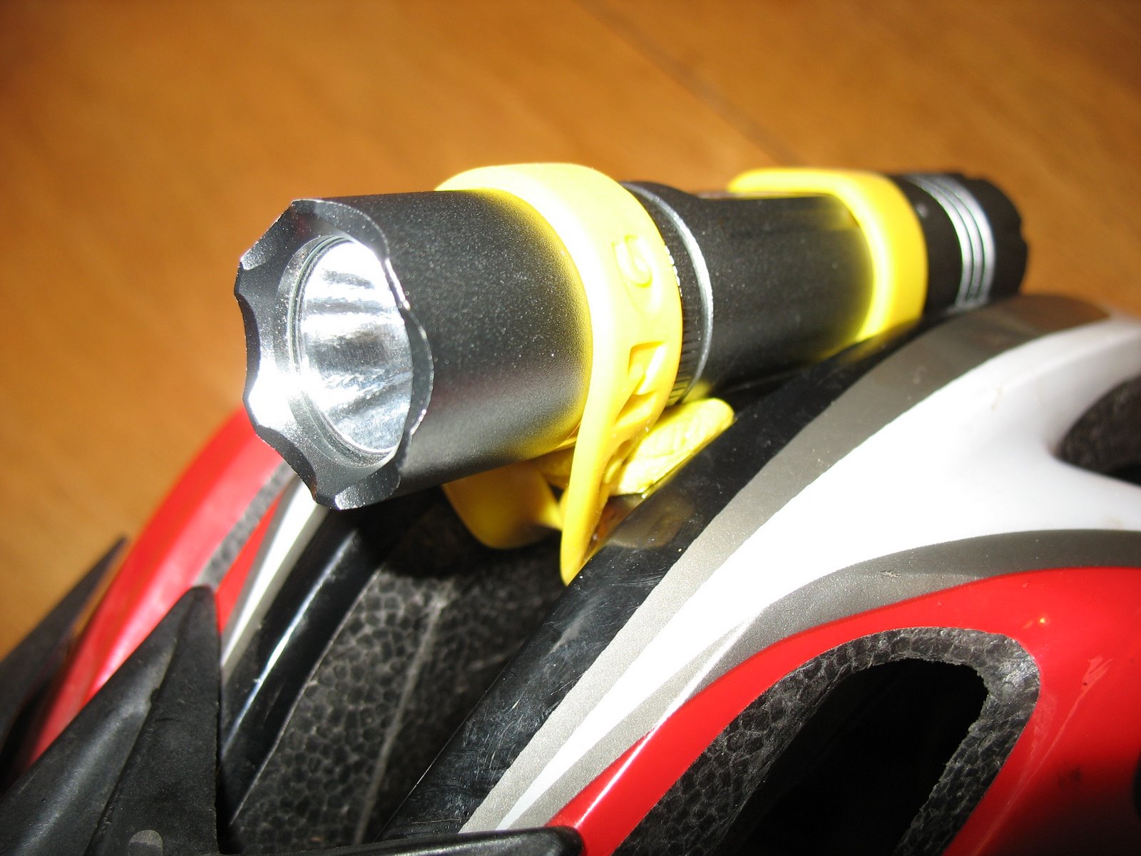 KanyonKris Mountain Bike Lights For Under 50