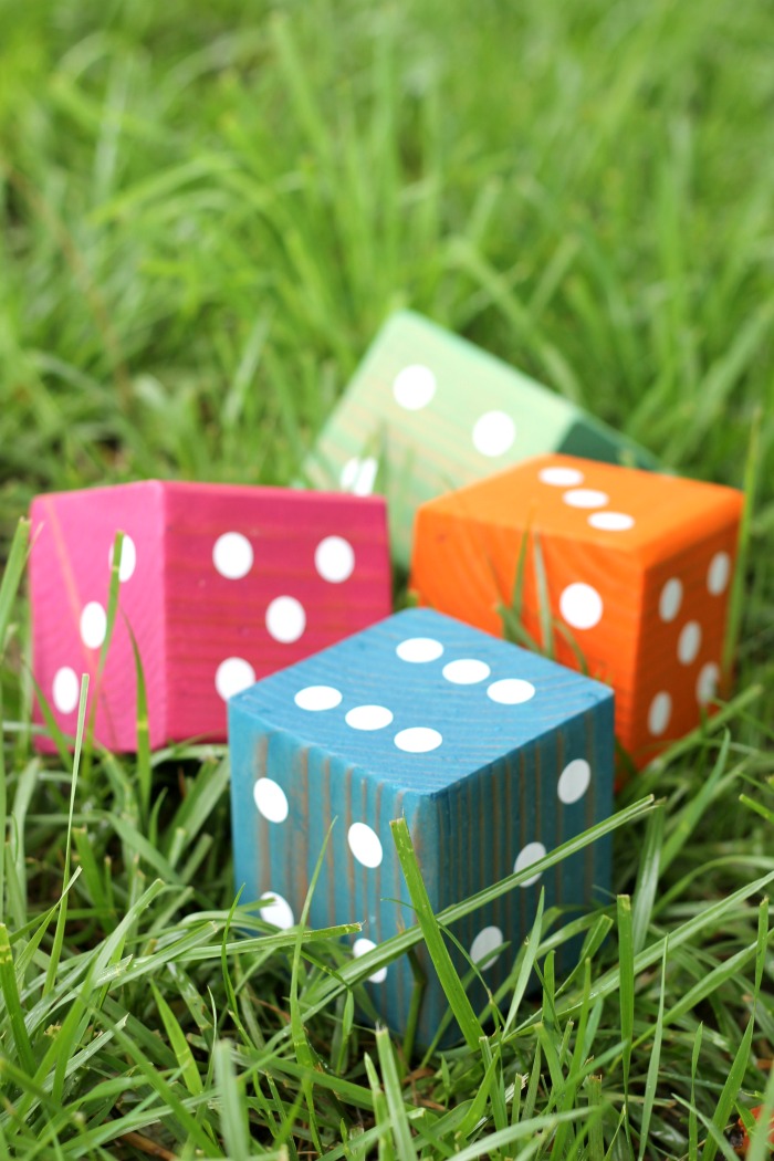 Ginger Snap Crafts Lawn Dice {tutorial}