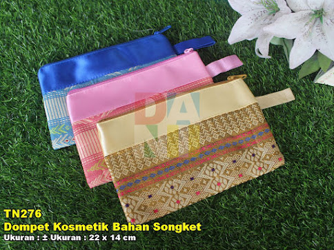 Dompet Kosmetik Bahan Songket