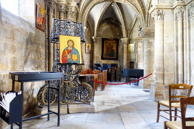 Paris Eglise Saint Julien le Pauvre, histoire mouvementée de l'une