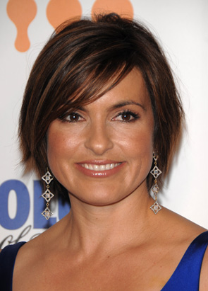 short_hairstyle_for_round_face_Hargitay-Short-Hairstyle.jpg (295×411)