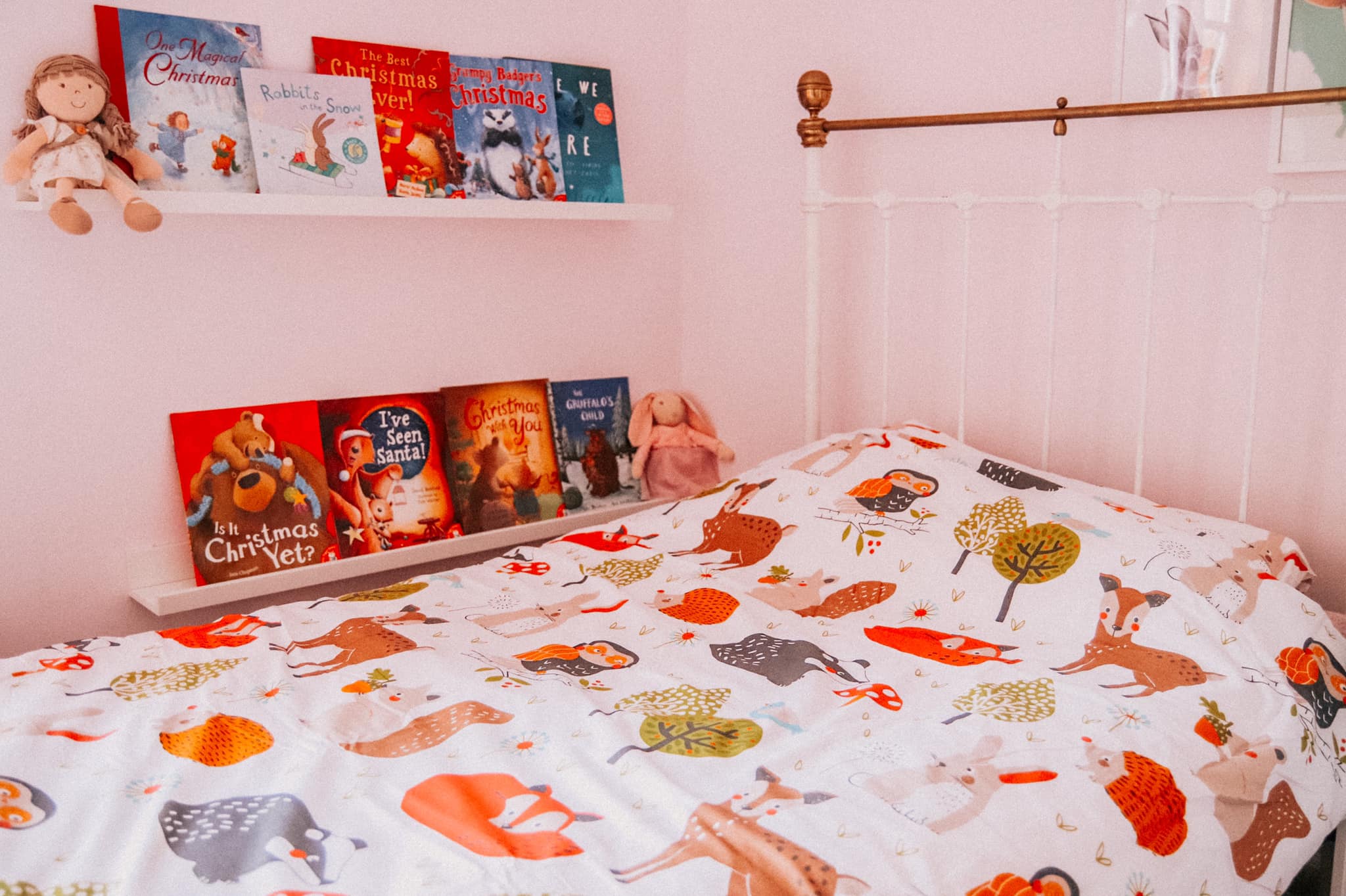 FAMILY: Ultimate Christmas Gift Guide for Everyone 2021 | Treasure