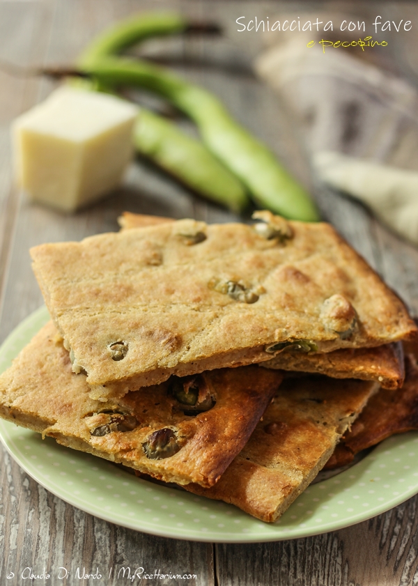 Schiacciata con fave e pecorino