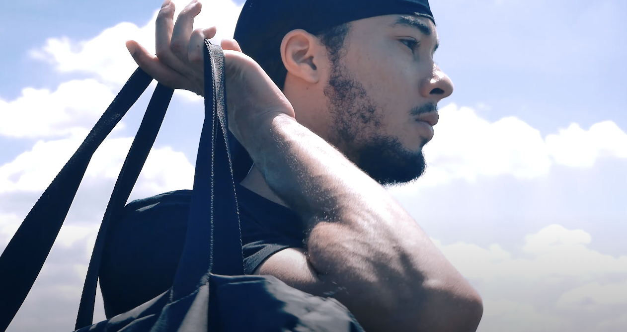 Photo de Isayah extraite du clip Goto Photo de Isayah extraite du clip Goto