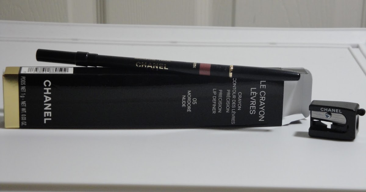 Jayded Dreaming Beauty Blog : CHANEL: Le Crayon Levres Precision Lip Definer  05 Mordore - Nude