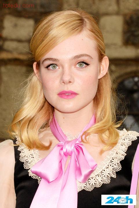 10 kiểu buộc tóc bạn nên học tập từ sao 10 kieu buoc toc ban nen hoc tap tu sao5 10 kiểu buộc tóc bạn nên học tập từ sao