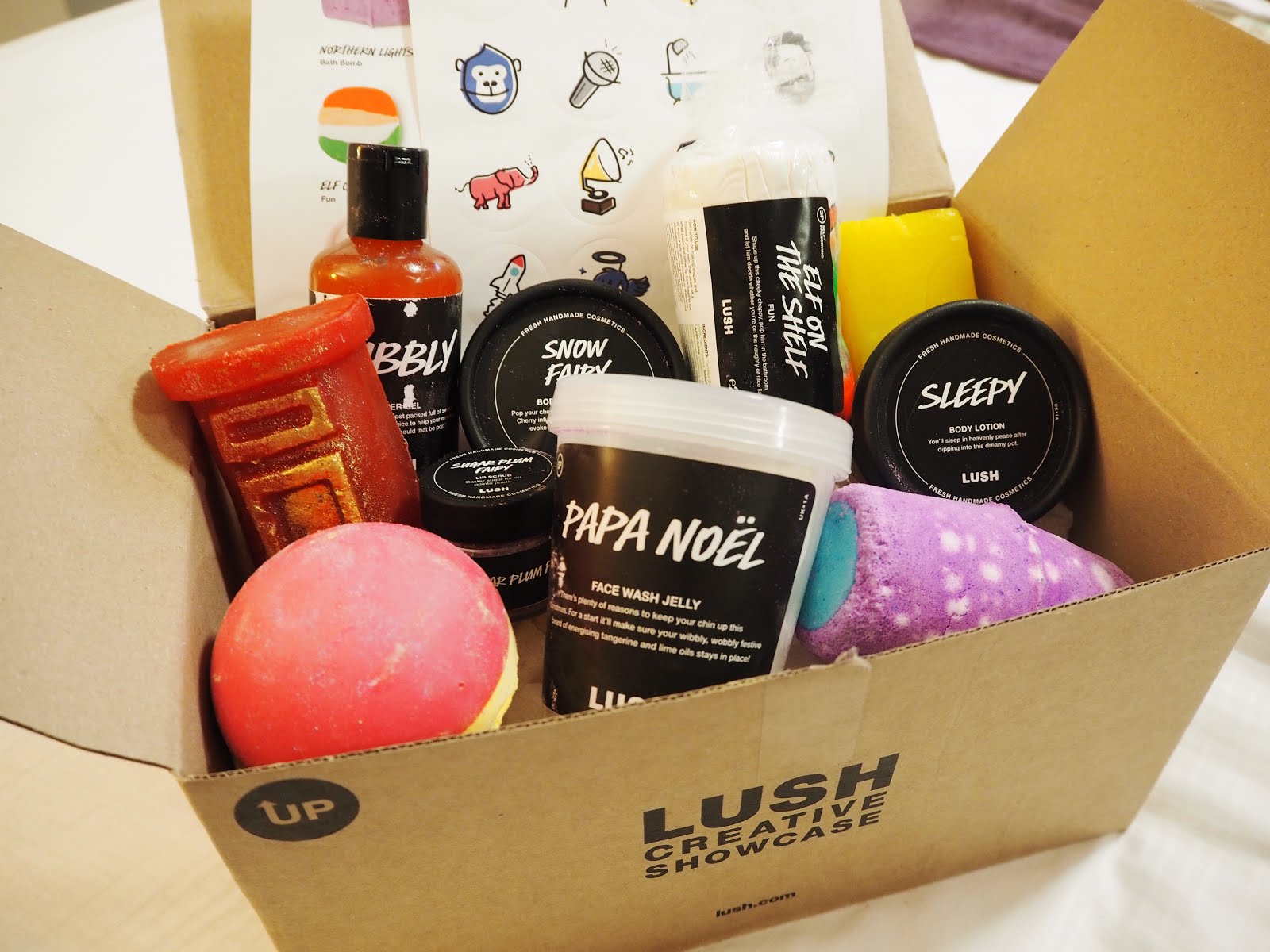Unboxing My Lush Christmas Staff Box Prime + Dine