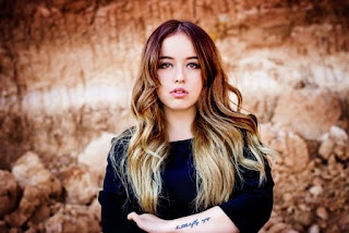 What Causes White Hair Big Prime