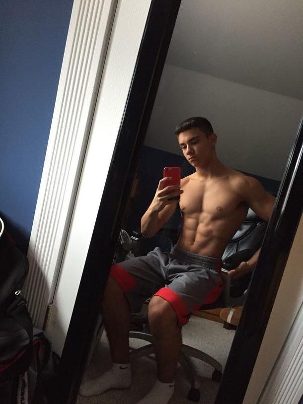 cute-straight-baited-teen-boy-bedroom-selfie-ripped-sixpack-abs-beautiful-young-male-pecs