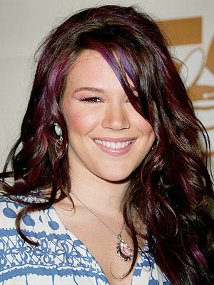 Joss Stone kidnapped by loons 