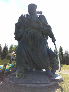 Пам'ятник полеглим козакам та селянам-повстанцям