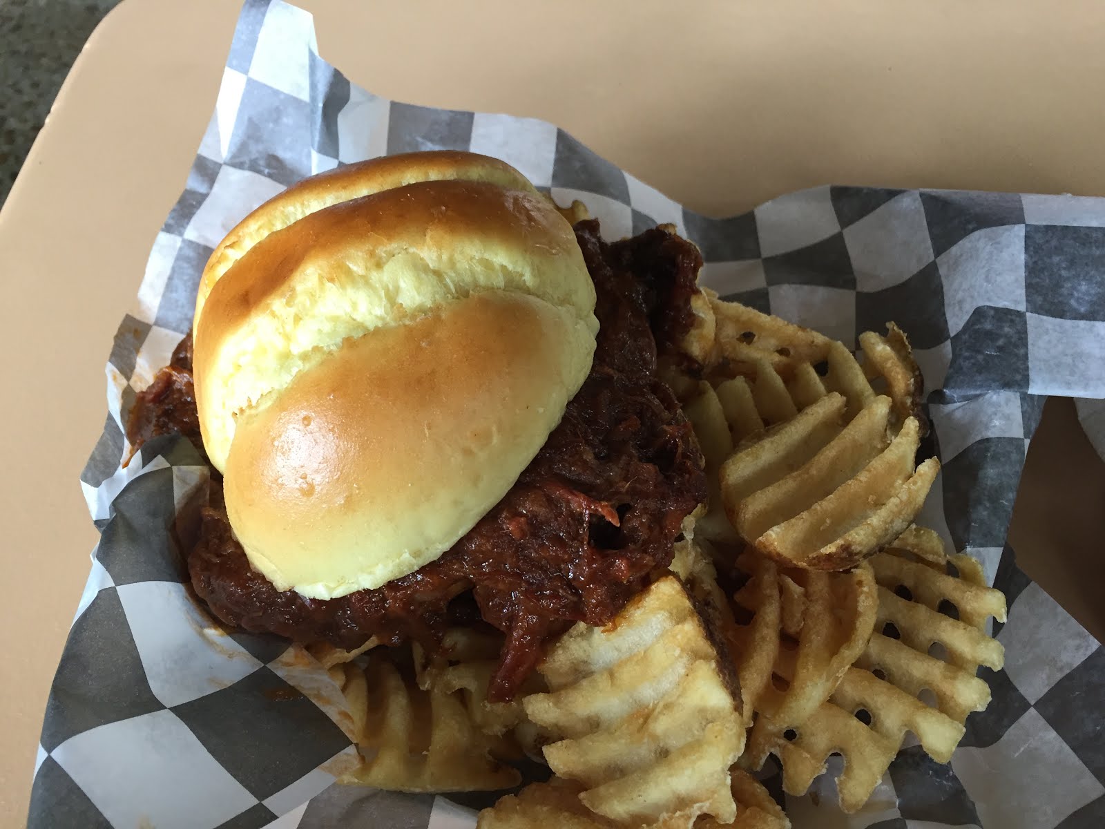 MidwestInfoGuide Season Dining Pass 2017 (Six Flags)