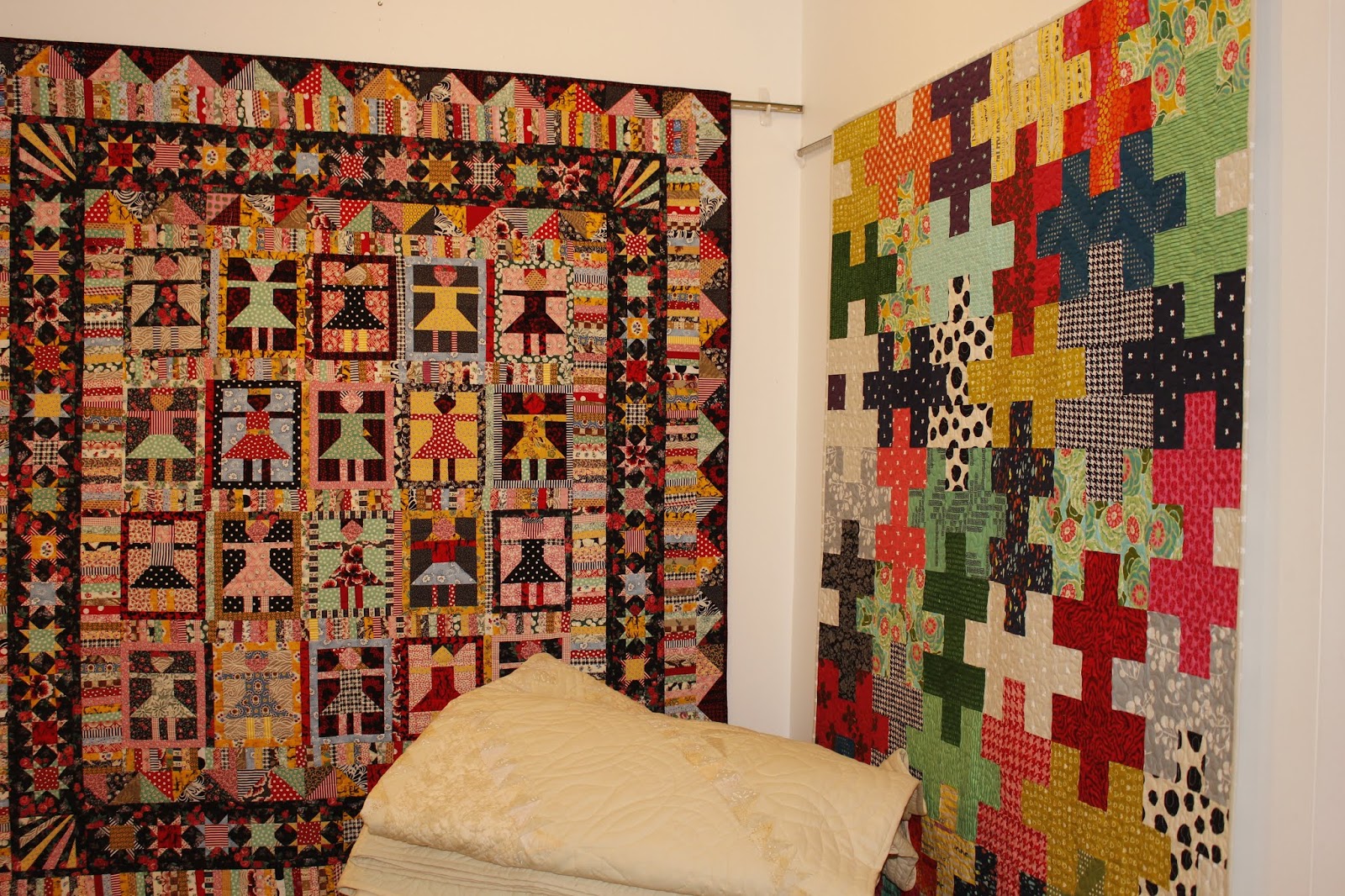 Selvage Blog Brookside Quiltworks Exhibits my Quilts!