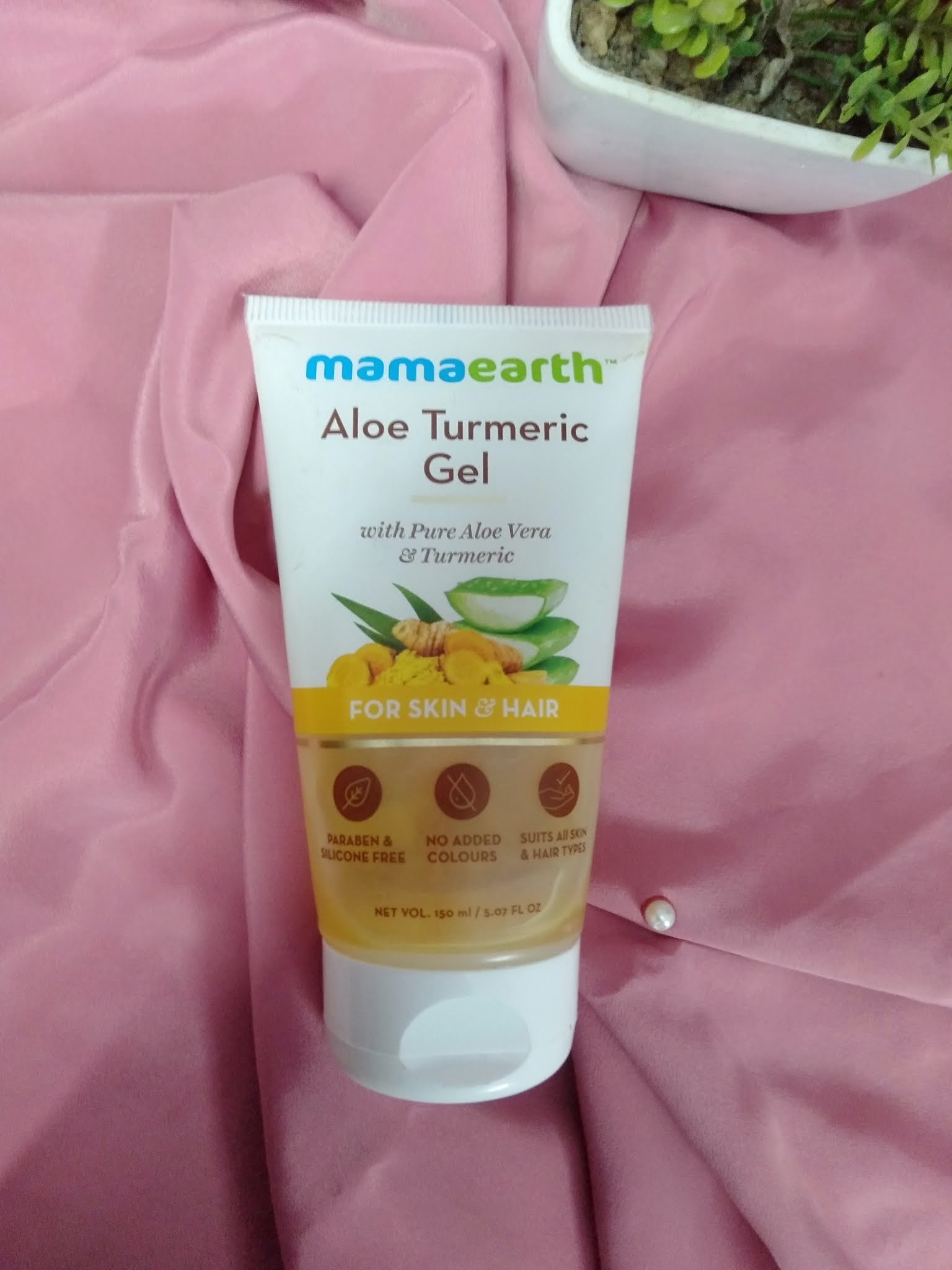 The Mamaearth Aloe Turmeric Gel Review