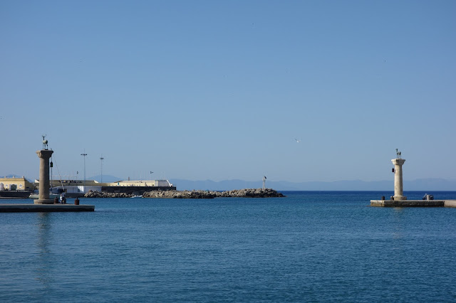 visiter rhodes en voiture