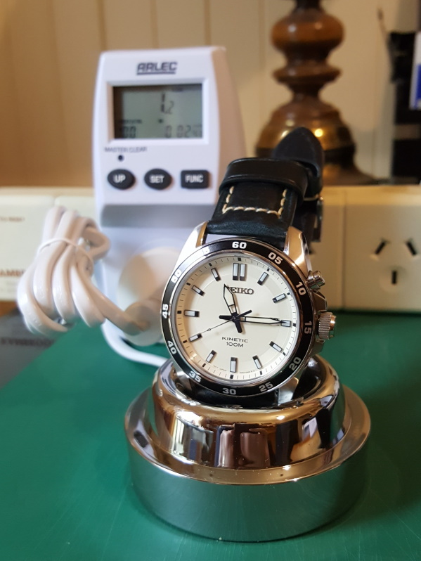 Charging A Seiko Kinetic Watch – SKA 787