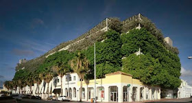 بالصور أجمل 10 مواقف سيارات في العالم