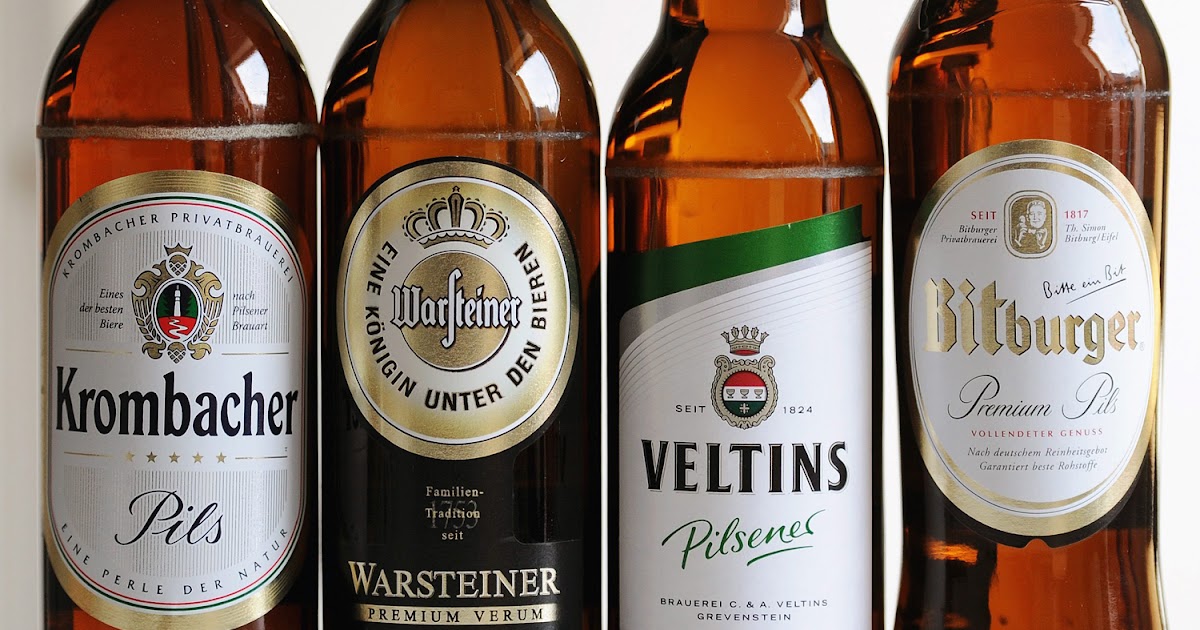 Ecco Select Holiday Party Banana Who Booth