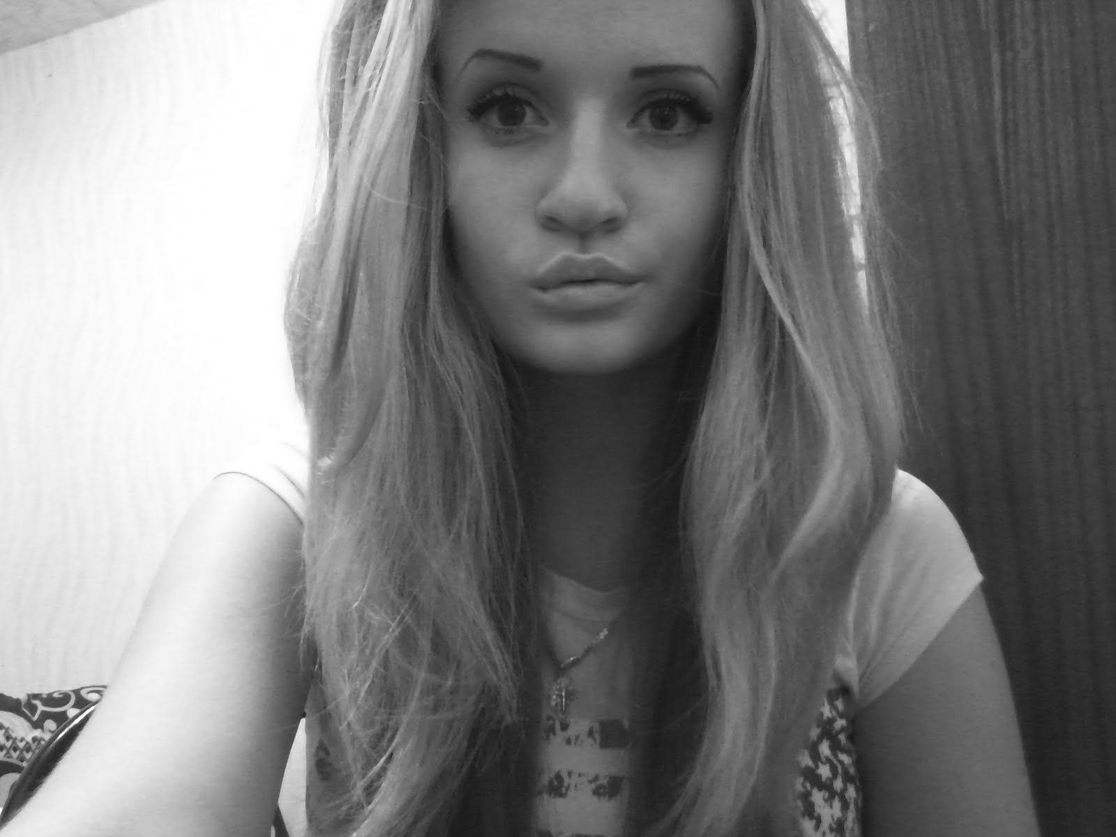 Effy s. эффи стонем. Effy-s модель. эффи из молокососов. Effy s.