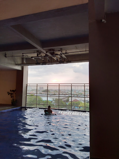 hotel murah dengan fasilitas kolam di surabaya
