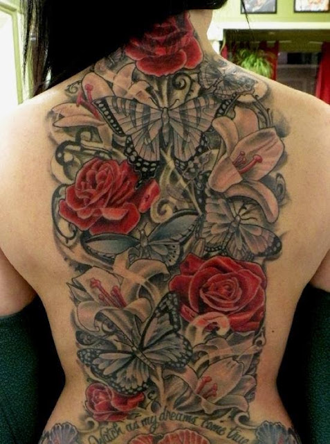 Tatuaje rosas y mariposas