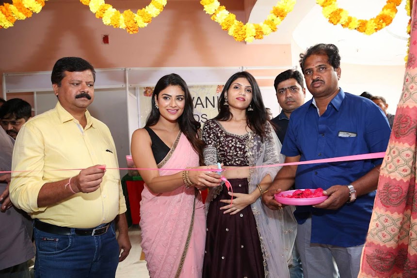 Priyanka Sharma at National Silk Expo