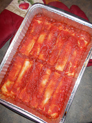 Manger à l’italienne : Cannellonis farcis ricotta-épinard à la sauce tomate / Canellonni cu branza ricotta si spanac in sos de rosii