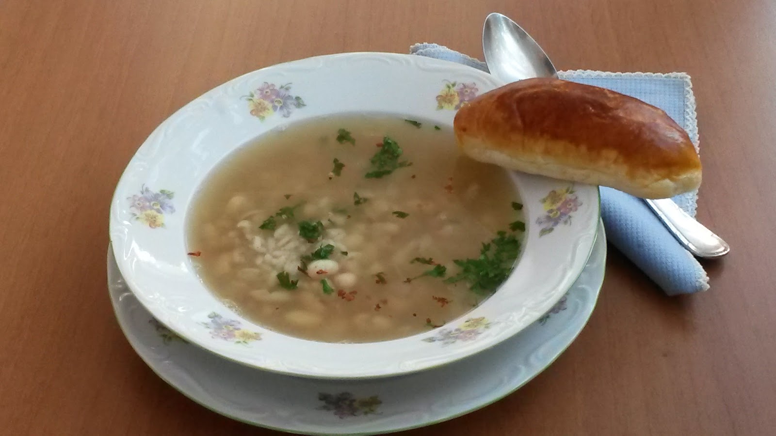 Fasulye Çorbası Tarifi Fasulye Çorbası Tarifi