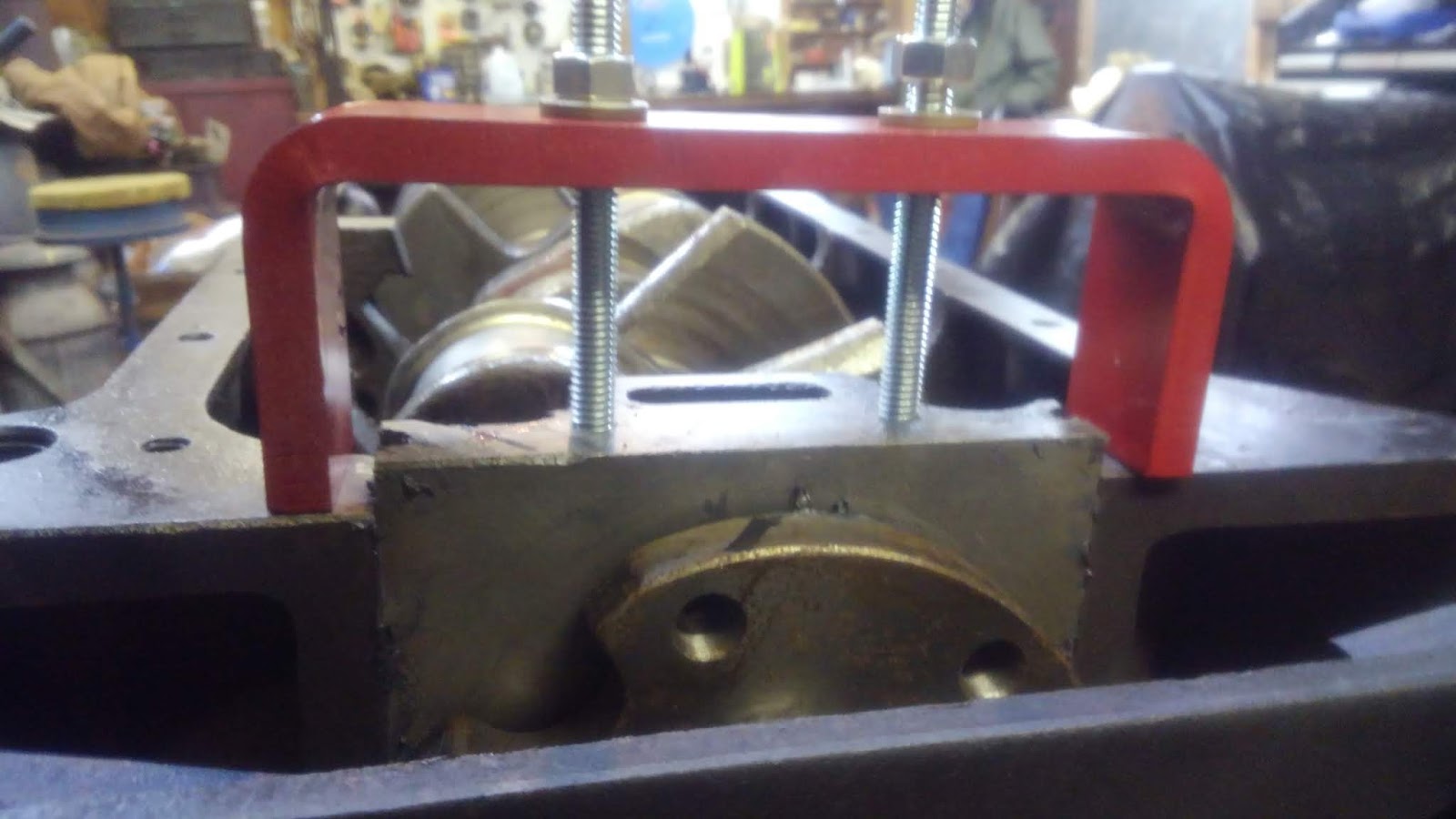 TOOL REVIEW Main cap puller