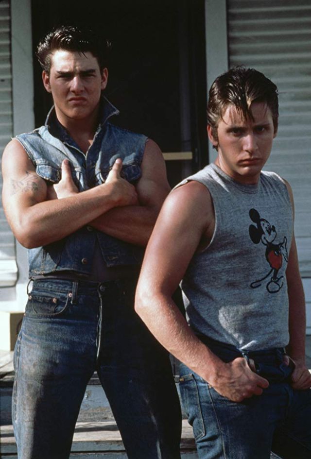 cast of the outsiders cast of the outsiders