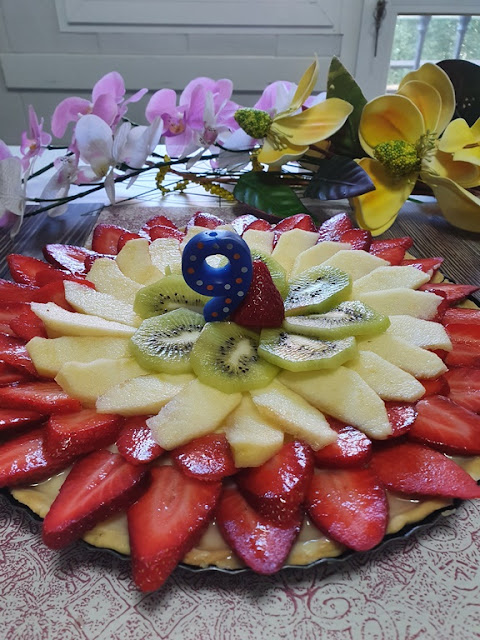 Tarta De Frutas Y Crema Pastelera
