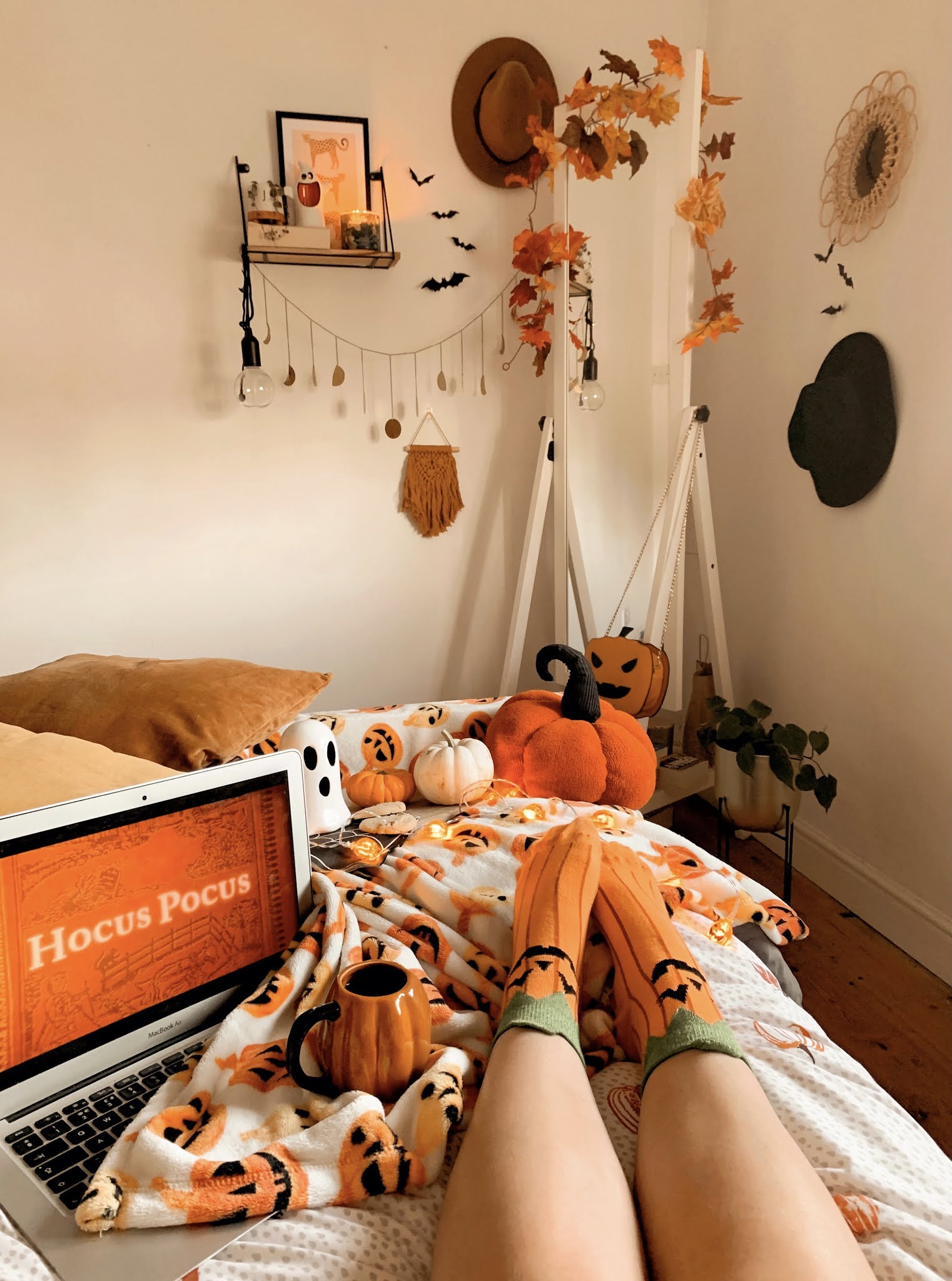TV Shows and Films To Watch This Halloween | Pint Sized Beauty
