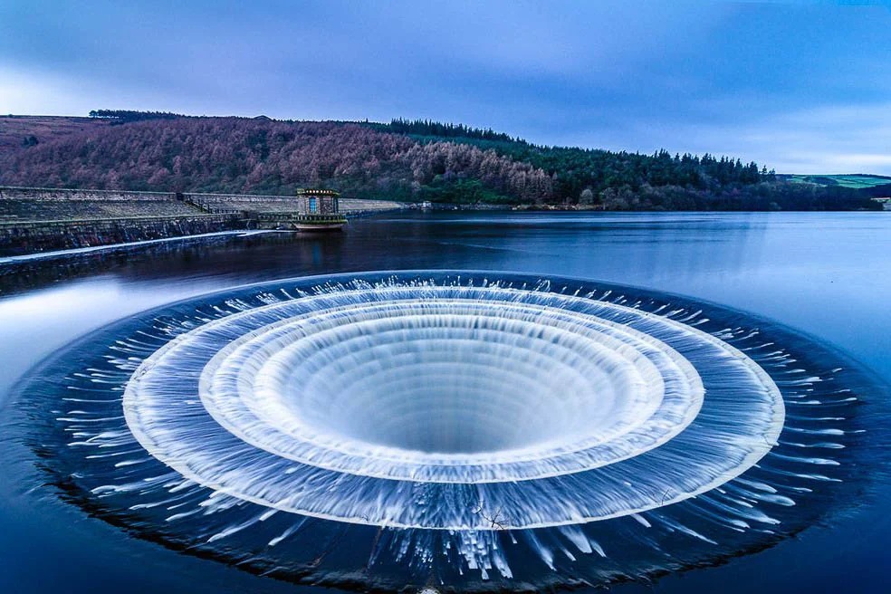 Ladybower Reservoir, Derbyshire, England (with Photos)