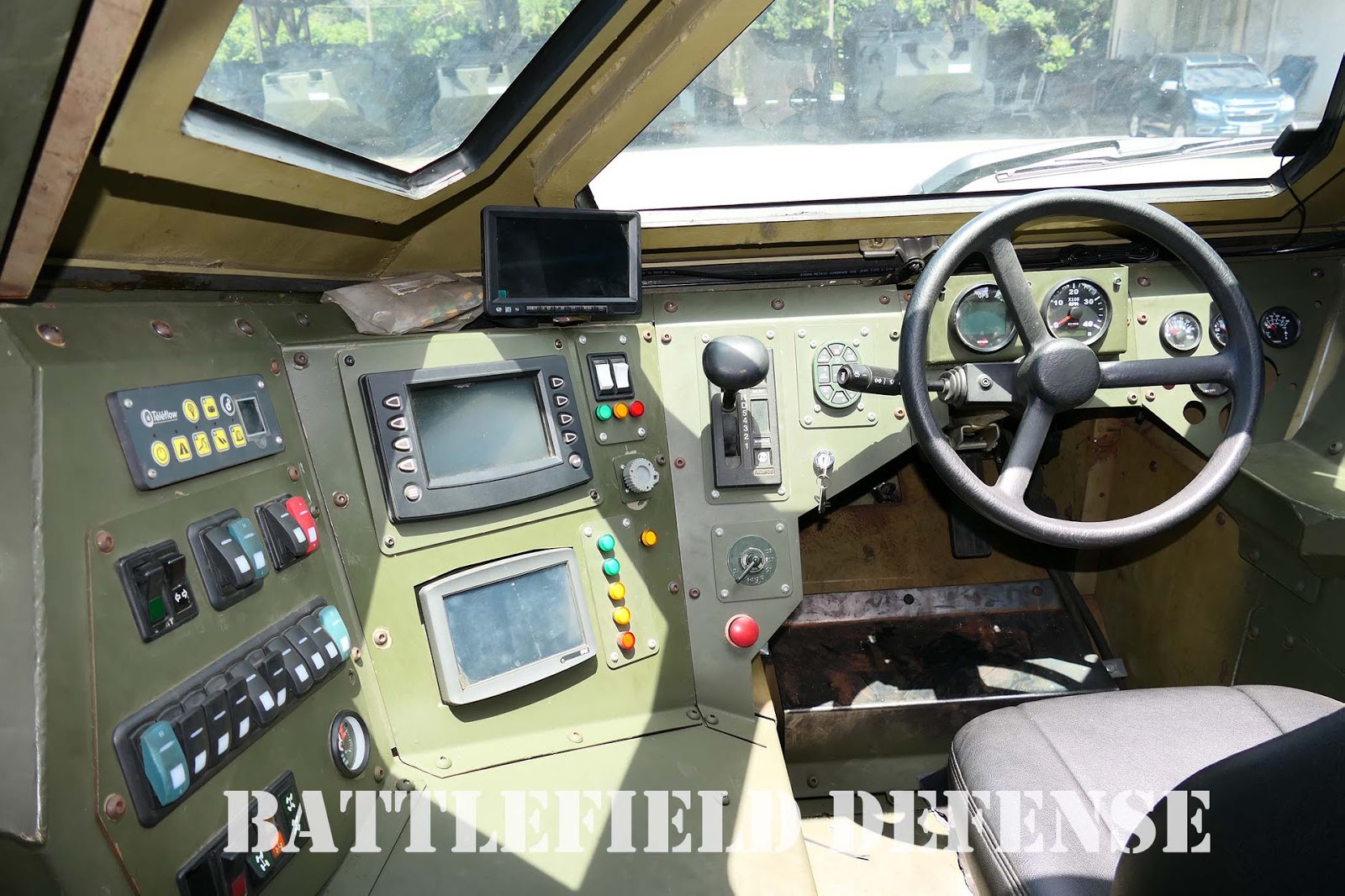 AAG_th บันทึกประจำวัน: ยานเกราะล้อยาง Panus R600 8x8 ทำการสาธิตให้นาวิก ...