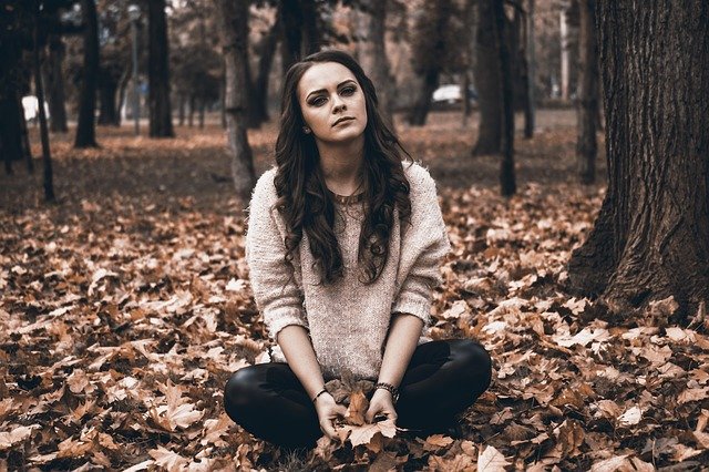 Buat Kamu Si Introvert Lakukan Ini Supaya Kamu Gak Tenggelam Dalam Kesendirianmu