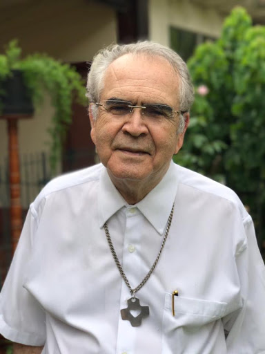 Parabéns, Padre Zezinho pelos 80 Anos de Vida!     (clique na foto do Pe. Zezinho abaixo)
