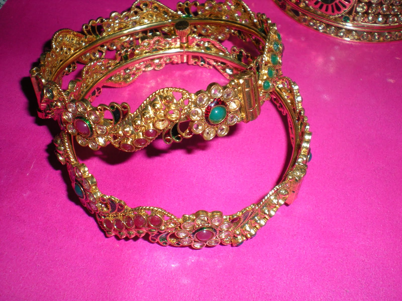 DEEPIKA IMITATION JEWELLERY bangles