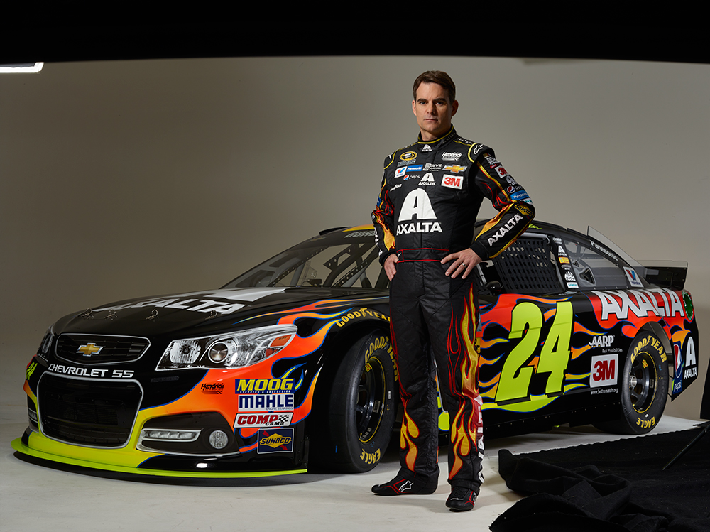 8) Race car legend Jeff Gordon was born in 1971. 