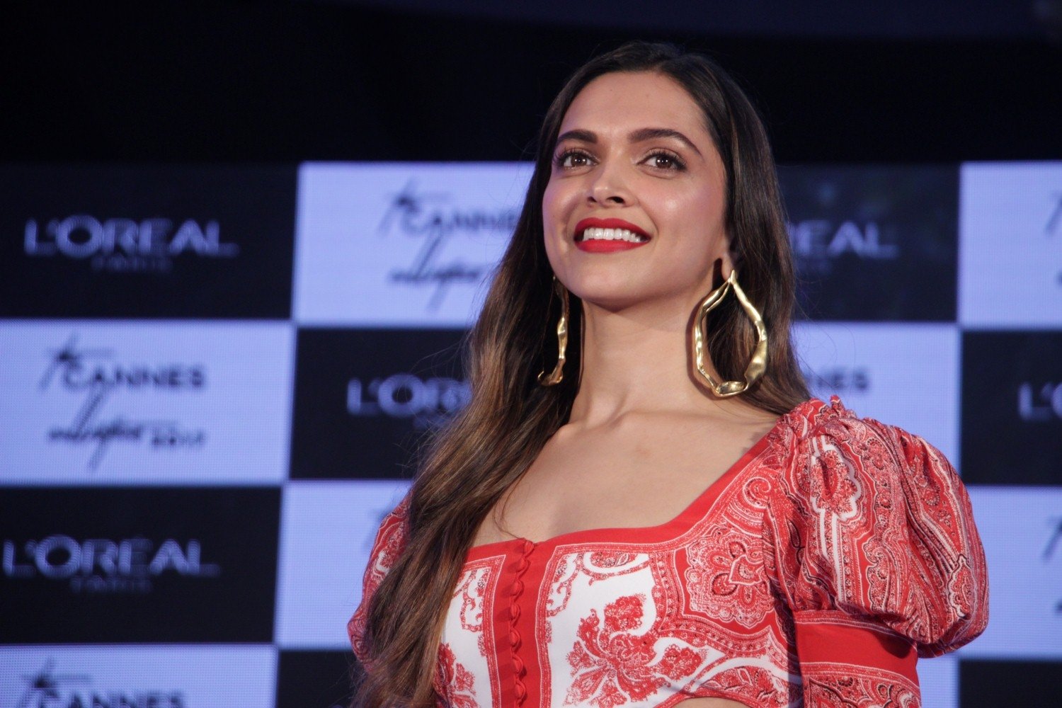 Deepika Padukone Looks as She unveils L'oreal Paris Cannes Collection 2017