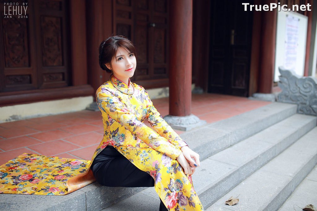 Image The Beauty of Vietnamese Girls with Traditional Dress (Ao Dai) #5 - TruePic.net - Picture-71