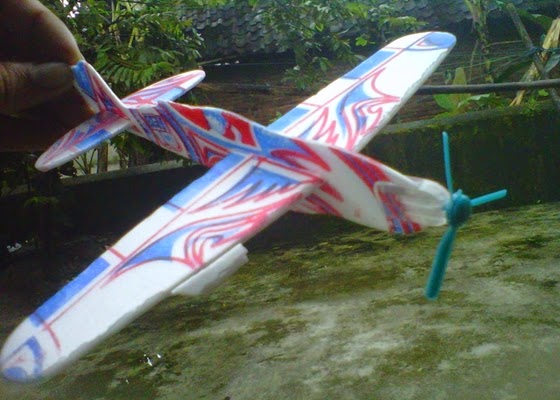 Pesawat Mainan Anak Murah Meriah Rp 2 000 Bikin Bahagia